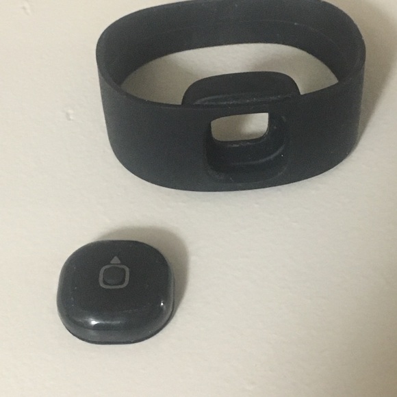 Fitbit bracelet - Picture 5 of 5